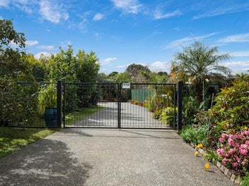 Hidden Oasis - Freehold Title