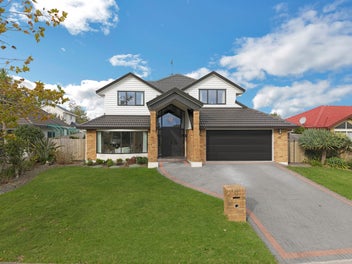 AUCTION TUESDAY 6TH OCTOBER - 6PM