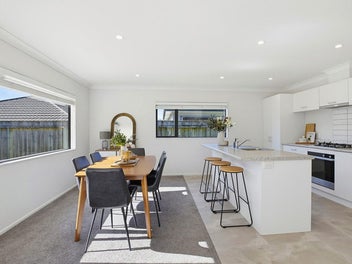 Modern Family Living in the Heart of Whitby
