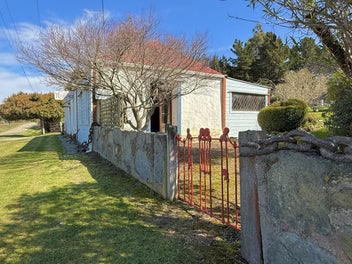 1872 Cob Homestead
