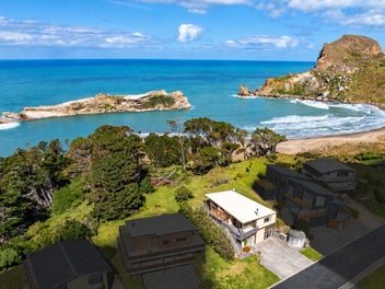 Substantial Bach with Superior Ocean Views