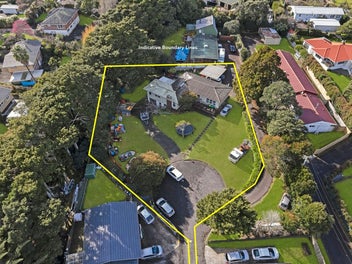 Huge 1,705m2 + 4-Bed Home