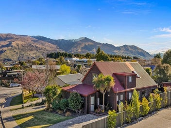 Versatile Wanaka Living with Income Potential!