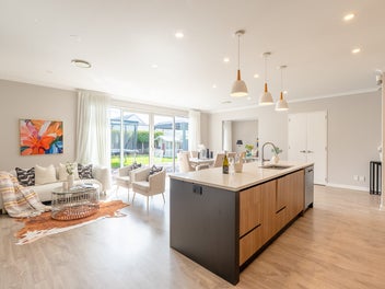 Coastal Living in Red Beach