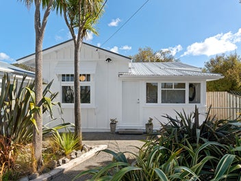 A Home for Creative Minds, Makers & Entertainers
