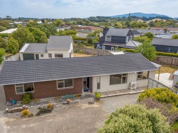 Image 1 of 25