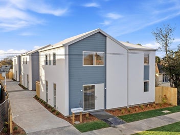 1 LEFT! Pre Rented for $1350 per week!