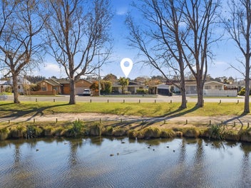 Lakeside Living, Low Maintenance Charm
