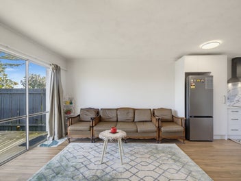 Welcoming Home •Great Location •Plenty of Parking