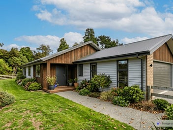 An un-bull-ievable farmhouse