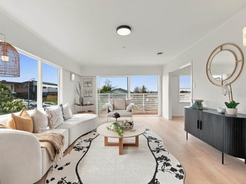 Newly Renovated Versatile Living in Prime Location
