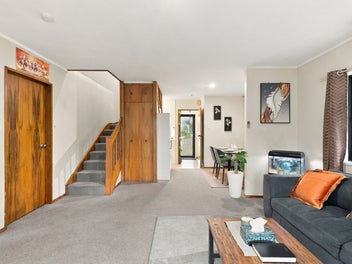 CLOVERLEA, CLEVERLY DONE