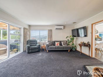 Charming Family Home with Inviting Outdoor Spaces!