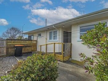 Two-bedroom unit in Kiwi Court