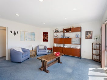Quick settlement available! 2 Bedrooms + Garage
