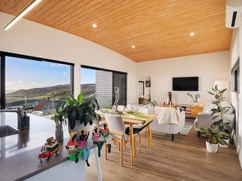 Coastal Luxury, Complete Freedom