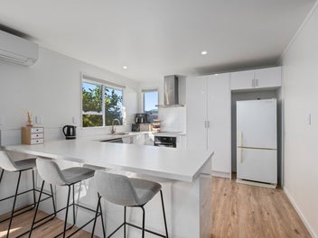 Renovated, private & easy care