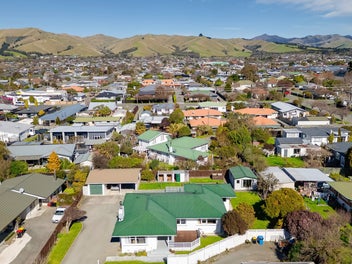 Central Location, Accommodation Options!