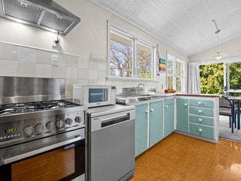 First Home on a Flat Freehold 779m2!