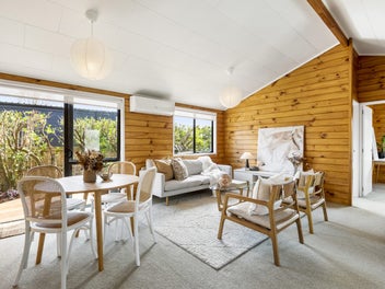 Freehold Sunshine | First Home Style