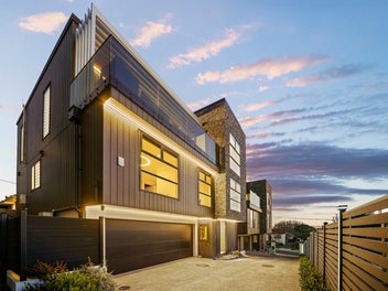 Luxury Living with Stunning Views