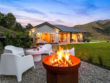 Lifestyle Entertainer must be SOLD