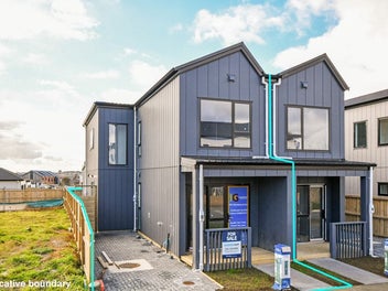 Modern Family Living in the Heart of Karaka