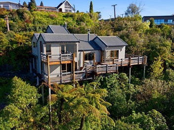Lake Living, Many Options