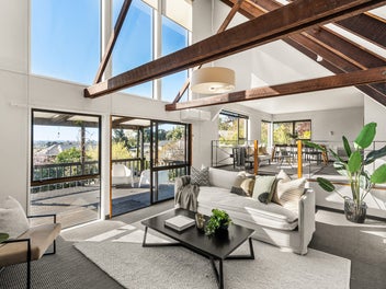 Lower Slopes, Treetop Views & Cashmere Zone