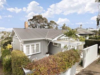 Character, Views and Contemporary Style