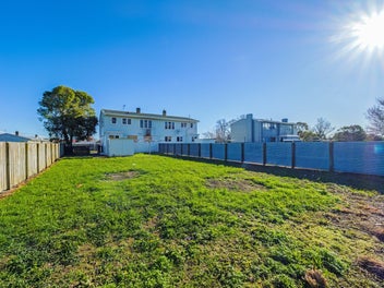Two duplex units - huge potential in Highbury