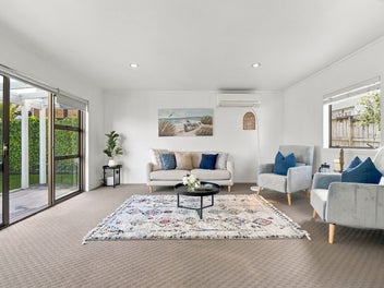 Sunny 3-Bed Freehold Starter in St Johns