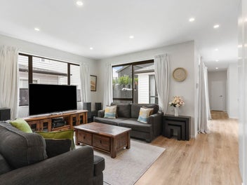Space, Style & Convenience: A Commuter's Dream