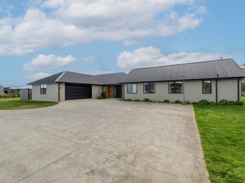 Blairlogie Close is about to turn heads