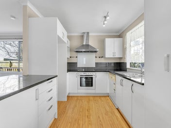 Investor selling up to Upgrade!