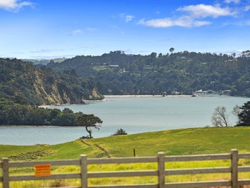 Grand coastal living with spectacular sea views