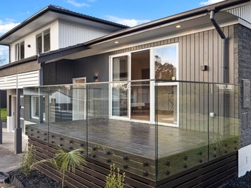 GREAT HOME WITH GRANNY - 933sqm