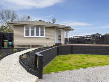 Newly Refurbished Private Family Home