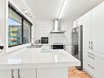 Easy Modern Living - Make It Yours!