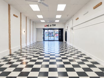 Image 1 of 3