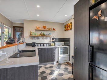 Your New Home And Outdoor Paradise!