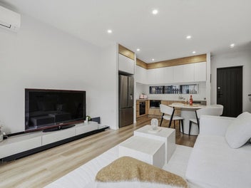 Stunning Home In Prime Location