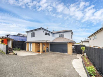 Must sell - Papatoetoe