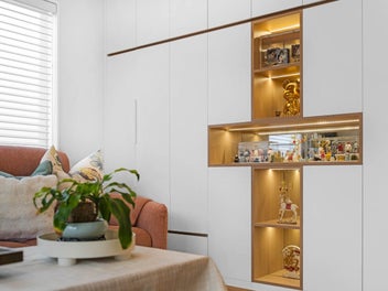 Sunny, Stylish & Modern Standalone Home, Glenfield