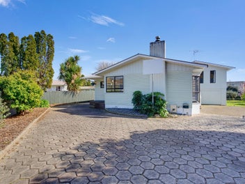 Fabulous Transformation in Cul-de-Sac Location