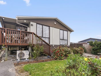 Easy Living Family Home In Prime Spot