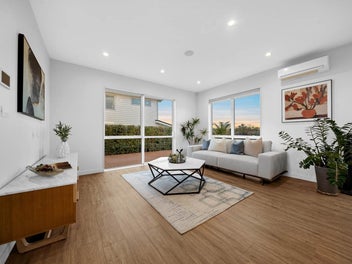 Vendor Downsizing – New Home Purchased, This P...