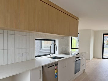 Prime Corner Section + $10K Cashback!