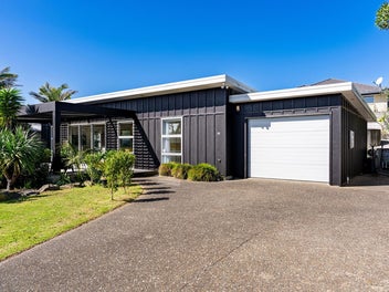 The Mangawhai Bach, Done Properly