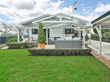 Flexible family living & additional...